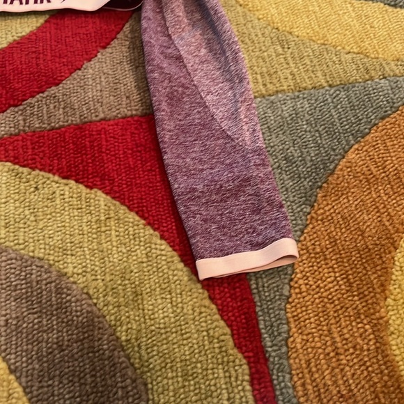 Gymshark Flex Dark Ruby Long Sleeve Dry Athletic Crop Top Medium Purple - Picture 6 of 8